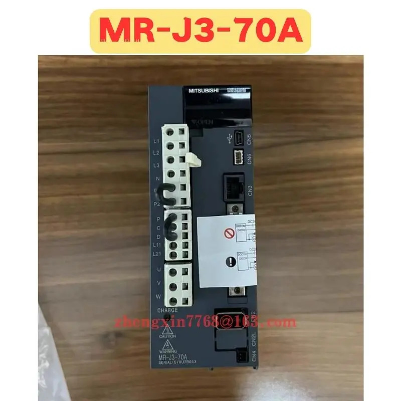 오리지널 MR-J3-70A 서보 드라이브 MR J3 70A 신