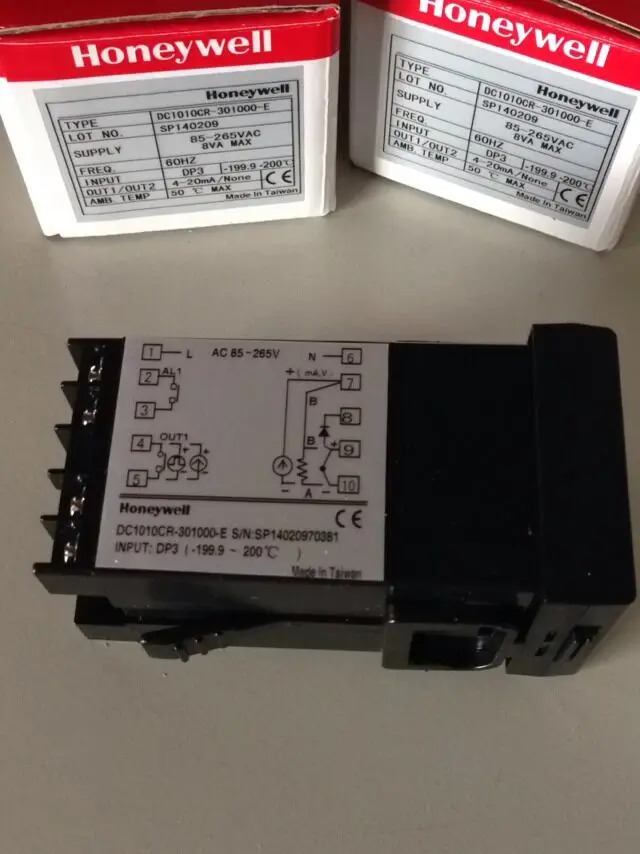 온도 조절기 DC1010CR-301000-E 신