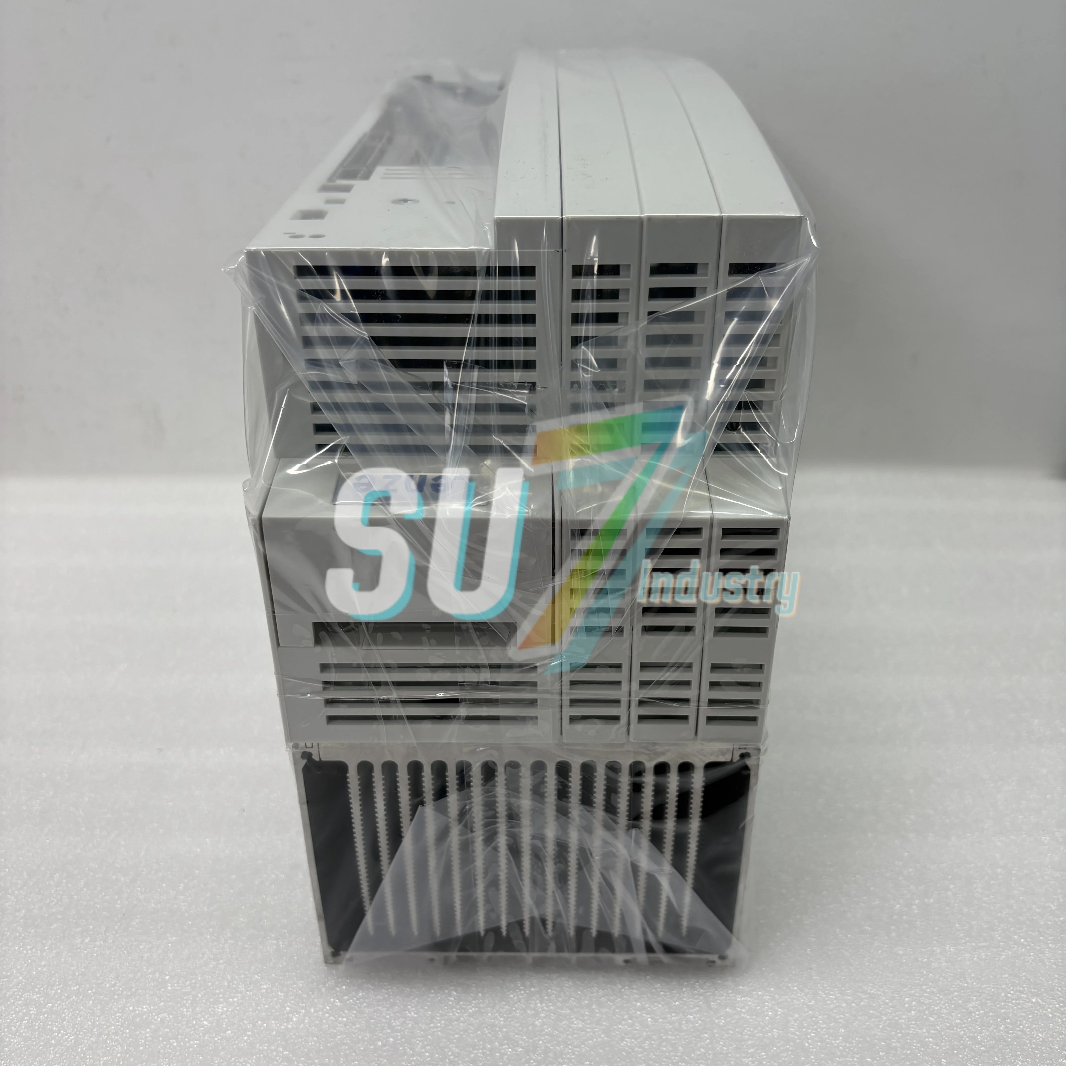 서보 드라이버 내 새 EVS9326-EKV004 EVS9326-EIV004 EVF9326-ETV004 EVF9326-EV EVS9326-EI EVS9326-ET EVS9326-E