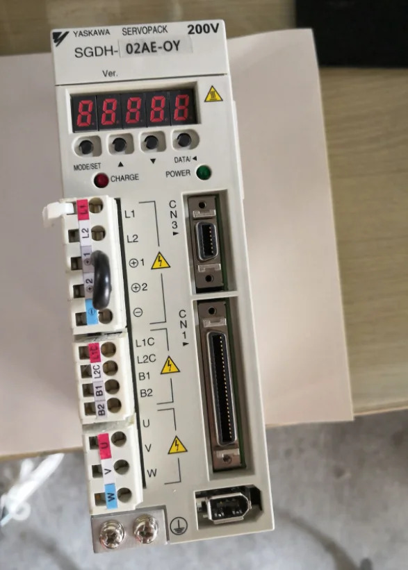 일본 오리지널 야스카와 SGDH SGDH-02AE-OY 500w AC 서보 드라이버