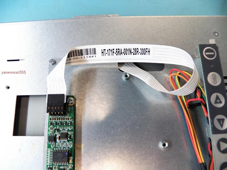 HT-171F-5RA-001N-28R-300FH 터치 스크린