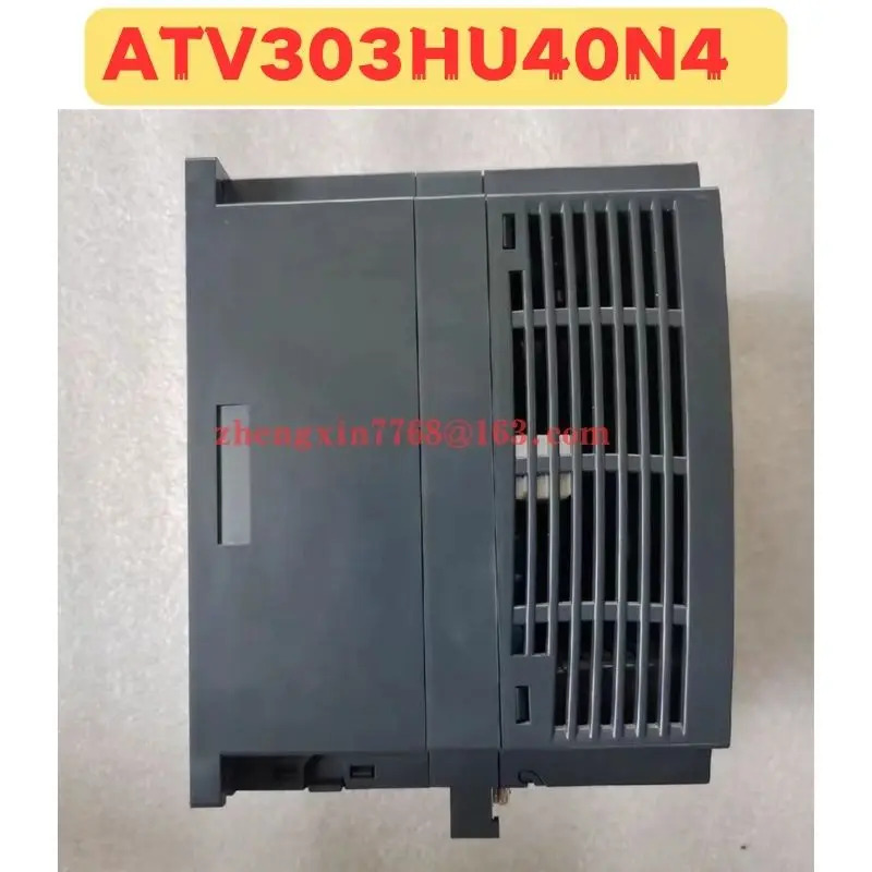 리퍼 주파수 변환기 정상 기능 완료 ATV303HU40N4