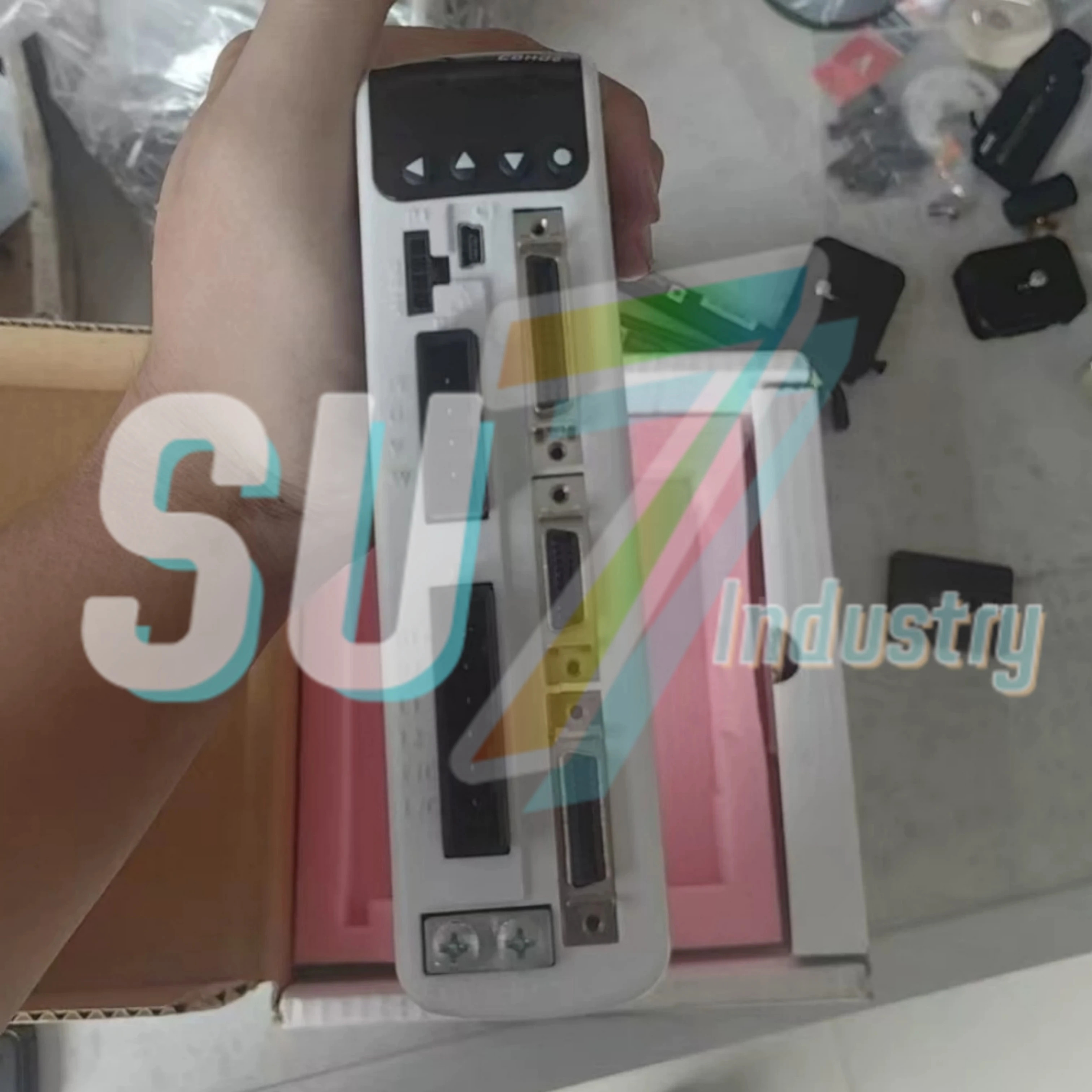 오리지널 서보 드라이버 CDHD-1D52AEC2-RO CDHD2-0031DEC2 CDHD2-0032AAP1 CDHD2-0032AEC2 CDHD2-0062AAP1 CDHD2-00