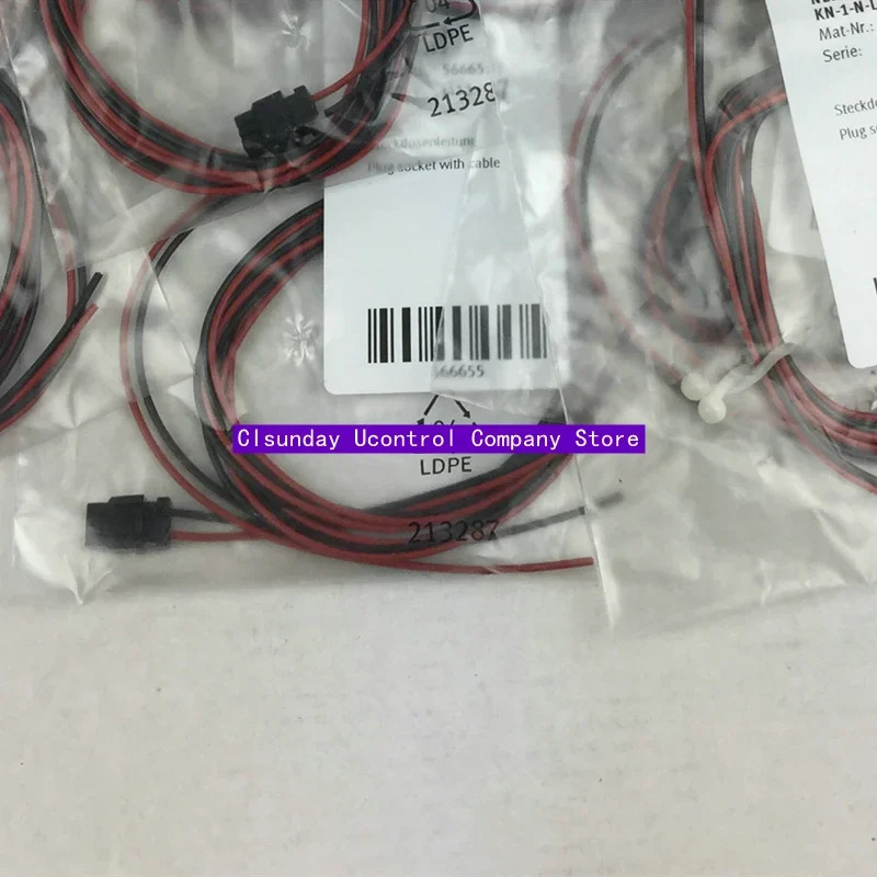 4pcs 오리지널 케이블 플매트 카펫 러그 소켓 NEBV-H1G2-KN-N-Le2 566655