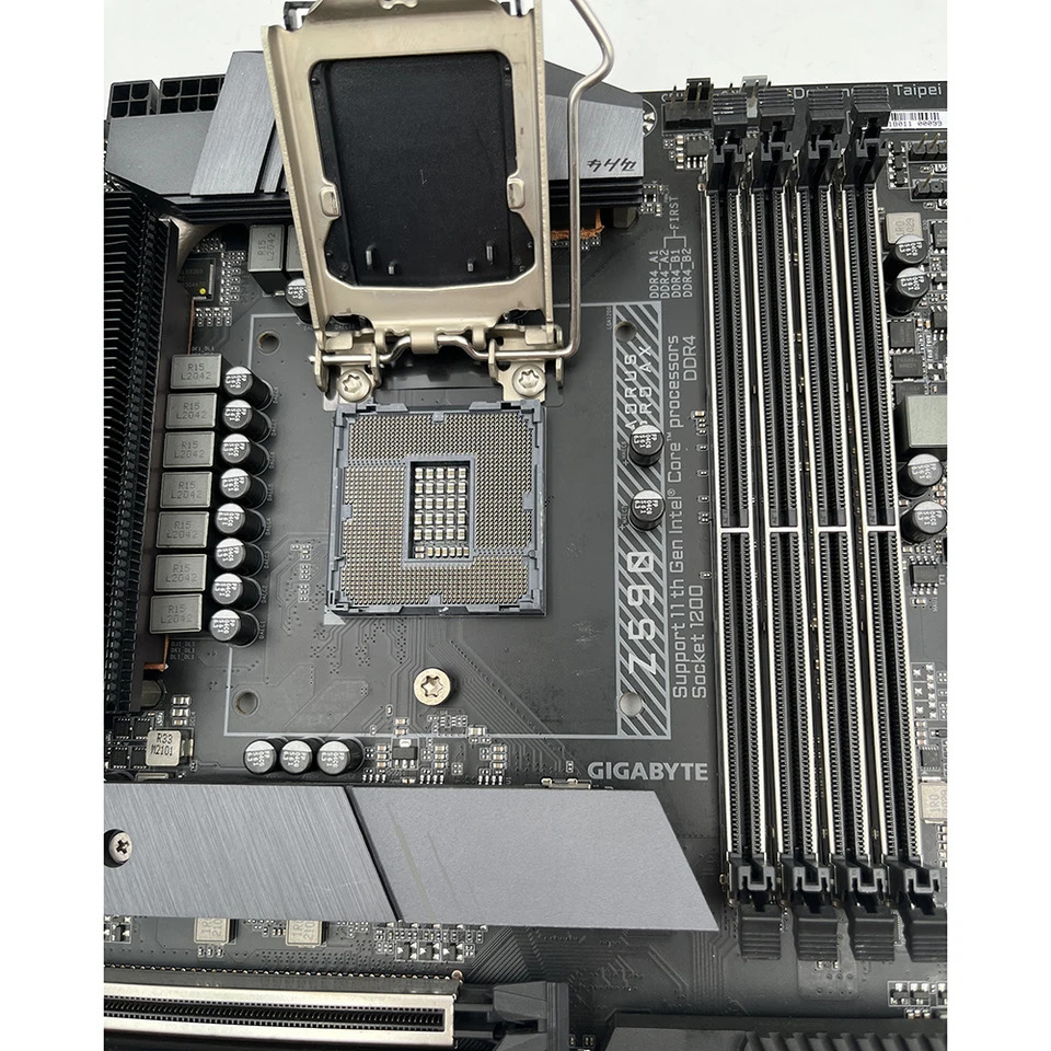 G-i-g-a-b-y-t-e 지원세대 11 세대 CPU LGA 1200 데스크탑 마더보드 DDR4 Z590 AORUS PRO AX