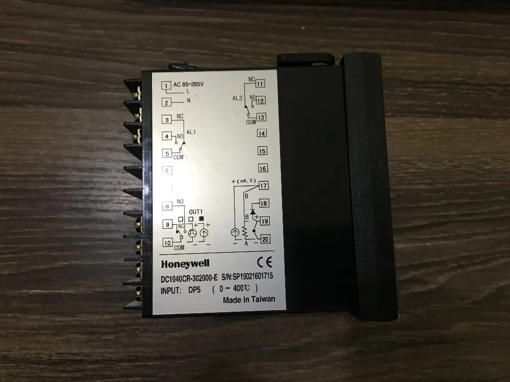 DC1040CR-302000-E 온도 컨트롤러 신