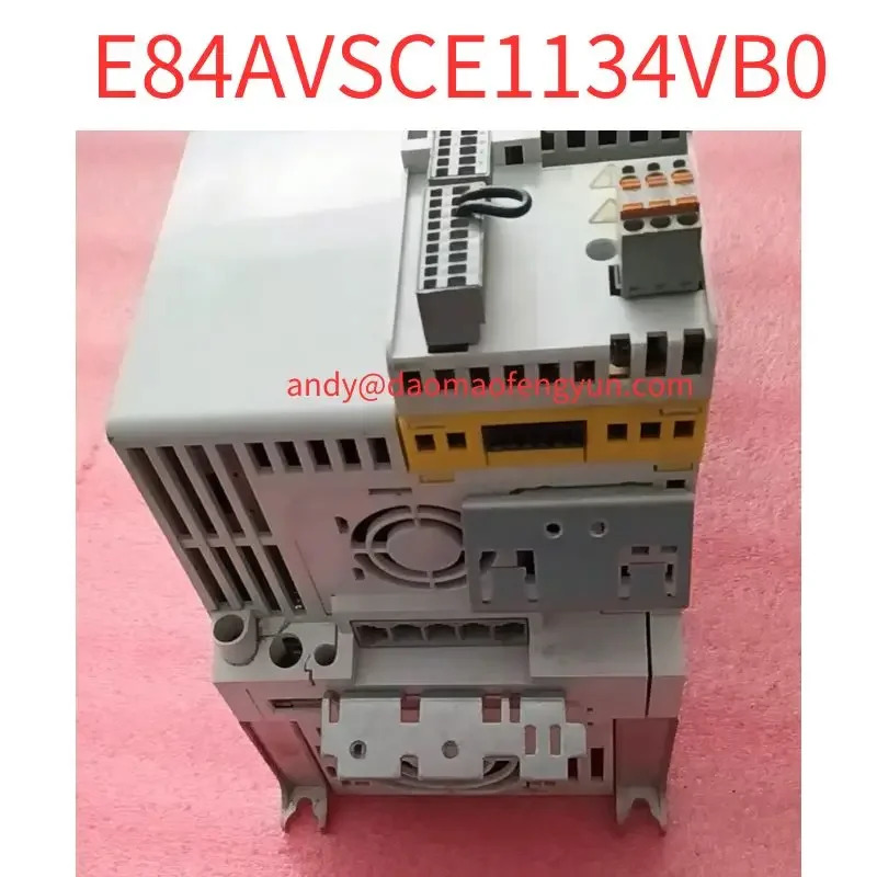 리퍼 주파수 변환기 E84SCE1134VB0 OK