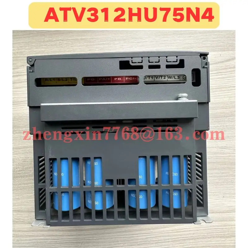 오리지널 주파수 변환기 ATV312HU75N4 신