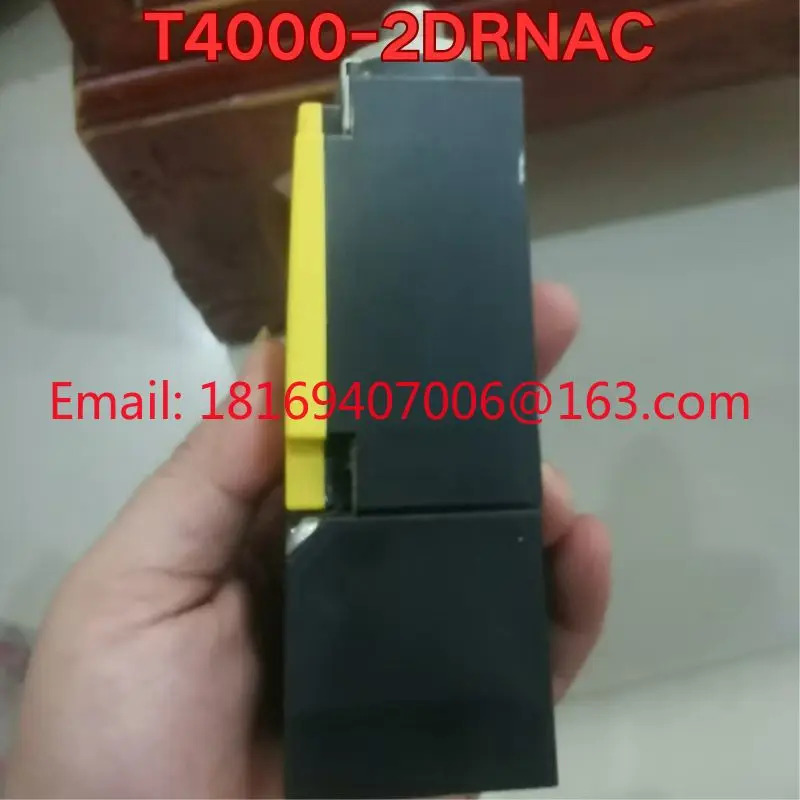 리퍼 T4000-2DRNAC 센서 기능 리퍼는 정상
