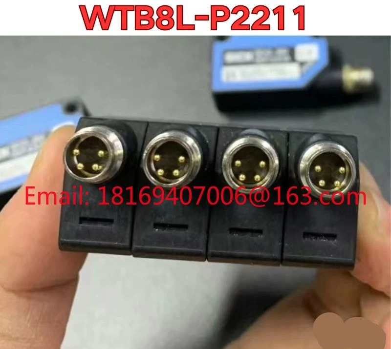 리퍼 WTB8L-P2211 센서 기능 리퍼는 정상