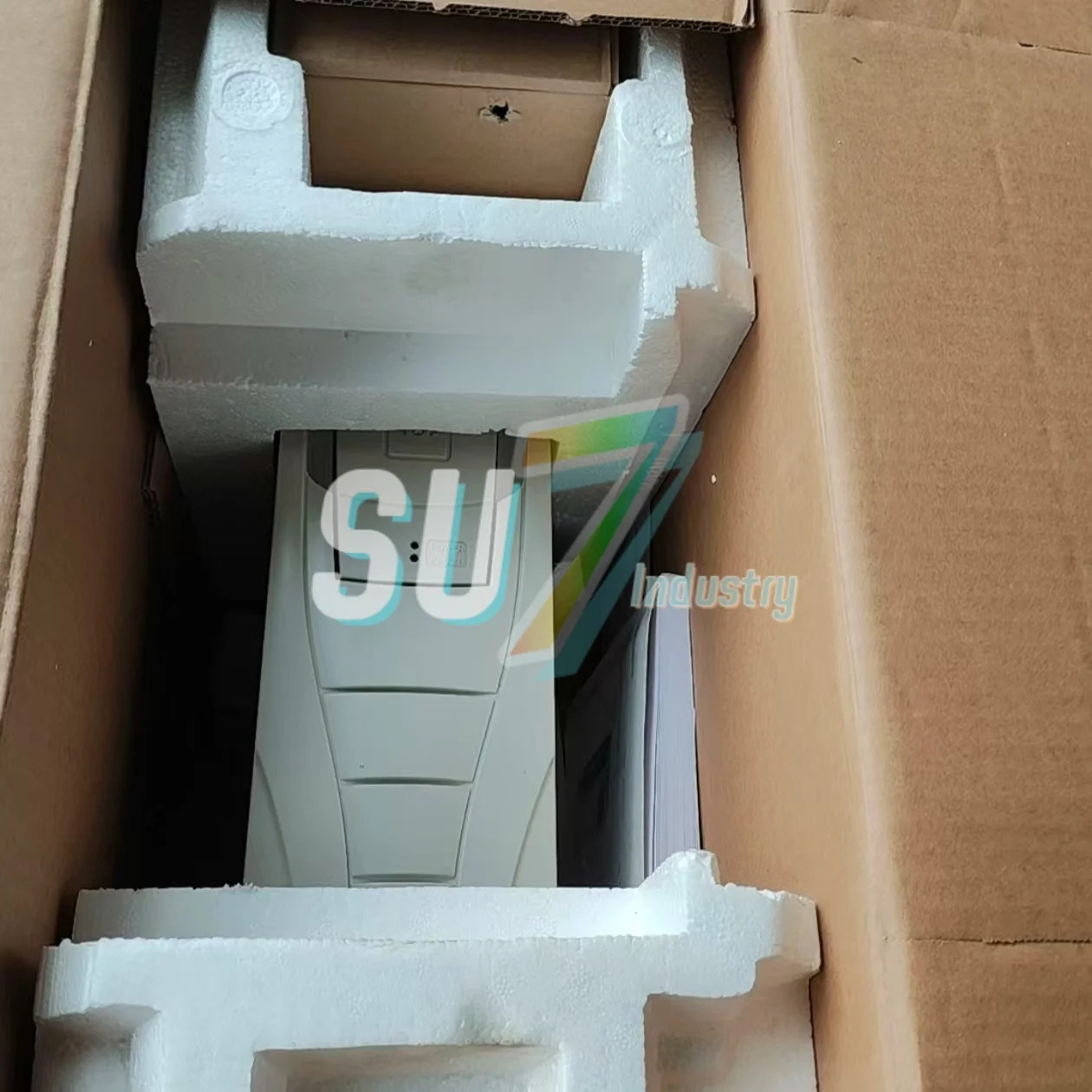 ACS510-01-04A1-4 ACS510-01-05A6-4 주파수 변환기 원본