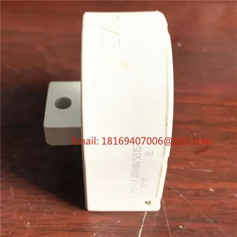 HS-UF180A0045B15 슈나이더 인버터 45-55-75kw 홀 변압기 전류센서