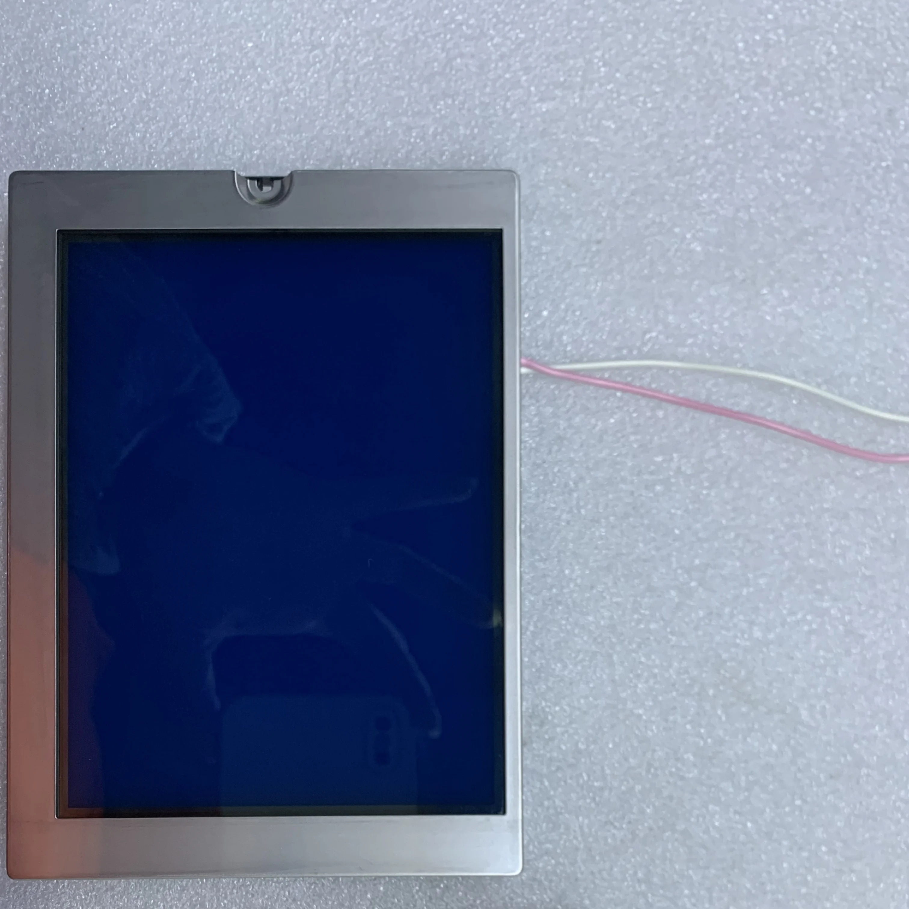 KG057QV1CA-G000 5.7인치 산업LCD 디스플레이 화면