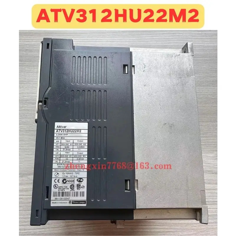 리퍼 주파수 변환기 정상 기능 완료 ATV312HU22M2