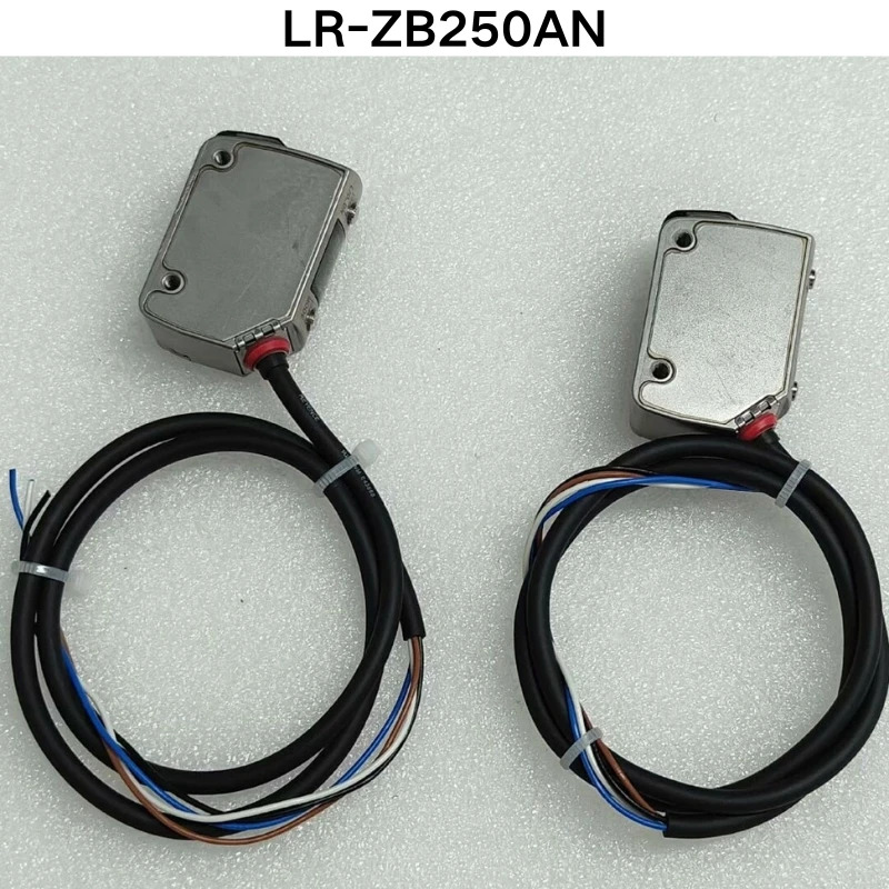 LR-ZB250AN 레이저 변위센서 리퍼 OK