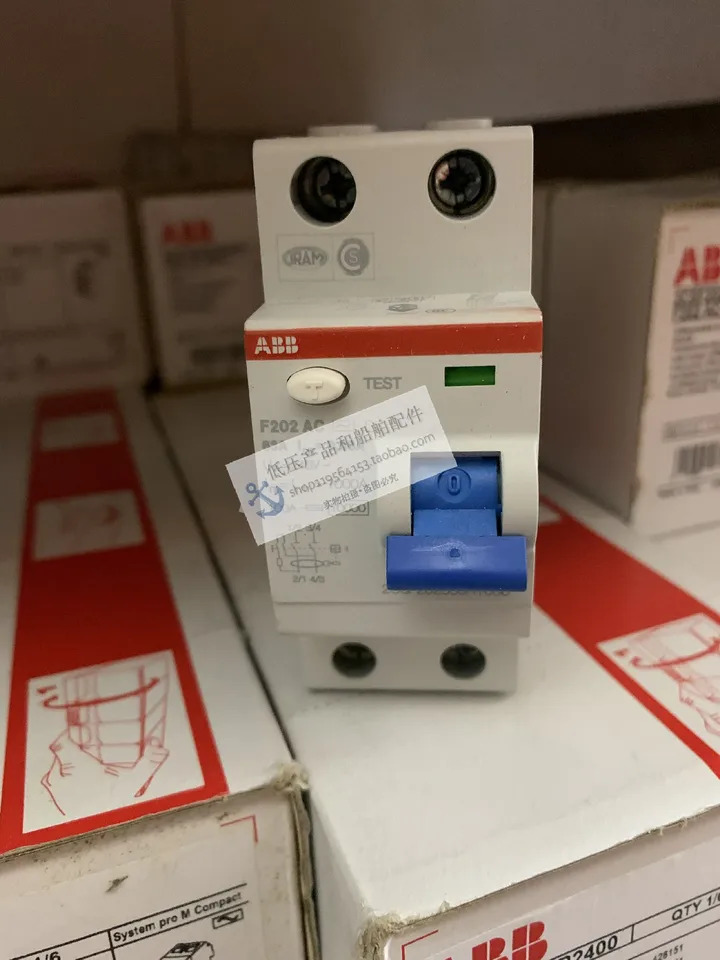 오리지널 ABB 전자기 누출 보호대 F202 AC-80/0.03 이탈리아