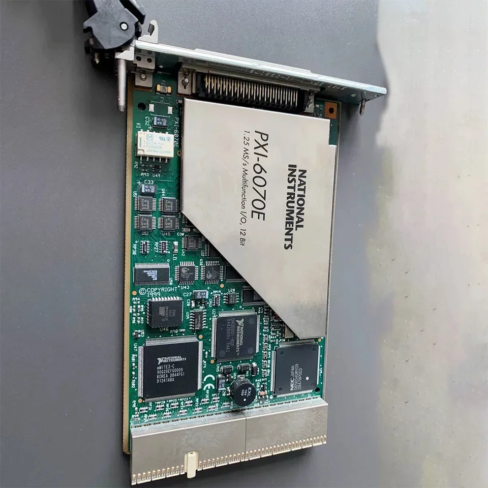 PXI-6070E NI 12 비트 64 채널 아날로그 입력카드