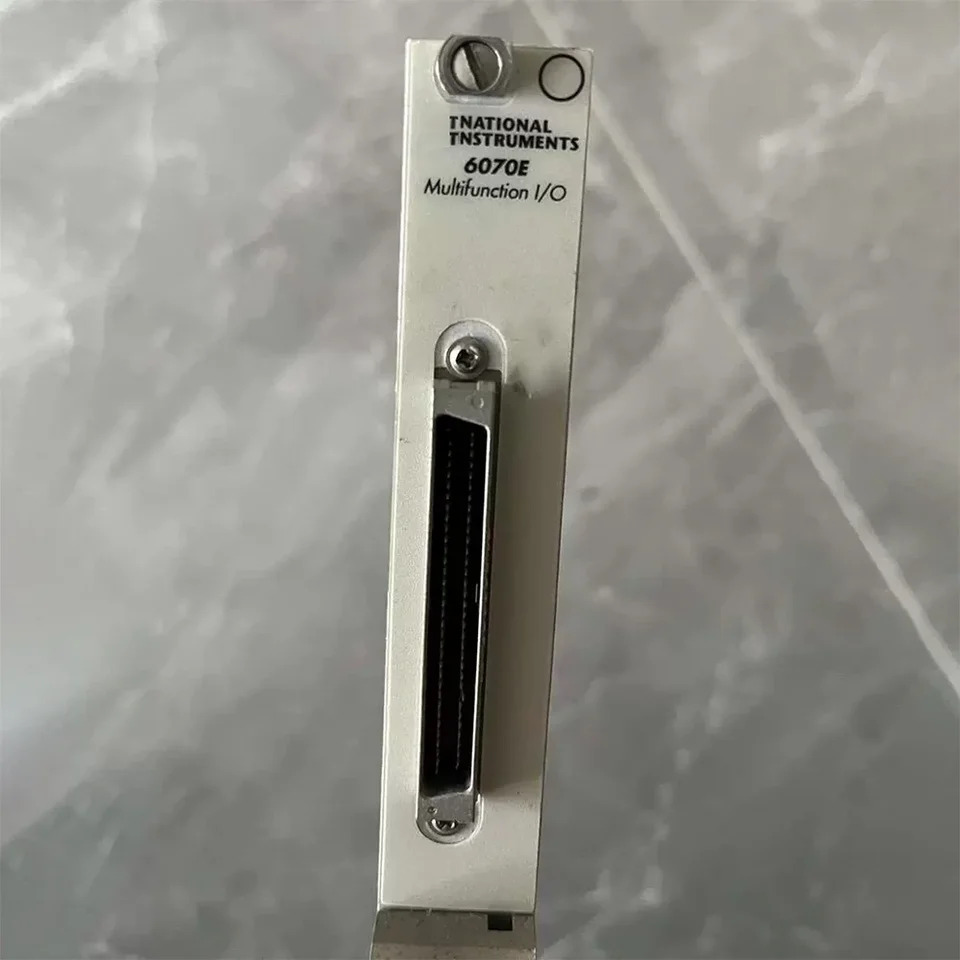 PXI-6070E NI 12 비트 64 채널 아날로그 입력카드