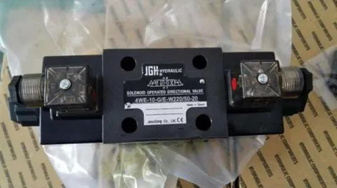 JGH 유압 솔레노이드 작동 방향 밸브 제우갱 회사 4WE-10-G/E-W220/50-20 대만산 4WE-10G E-W220 50-20