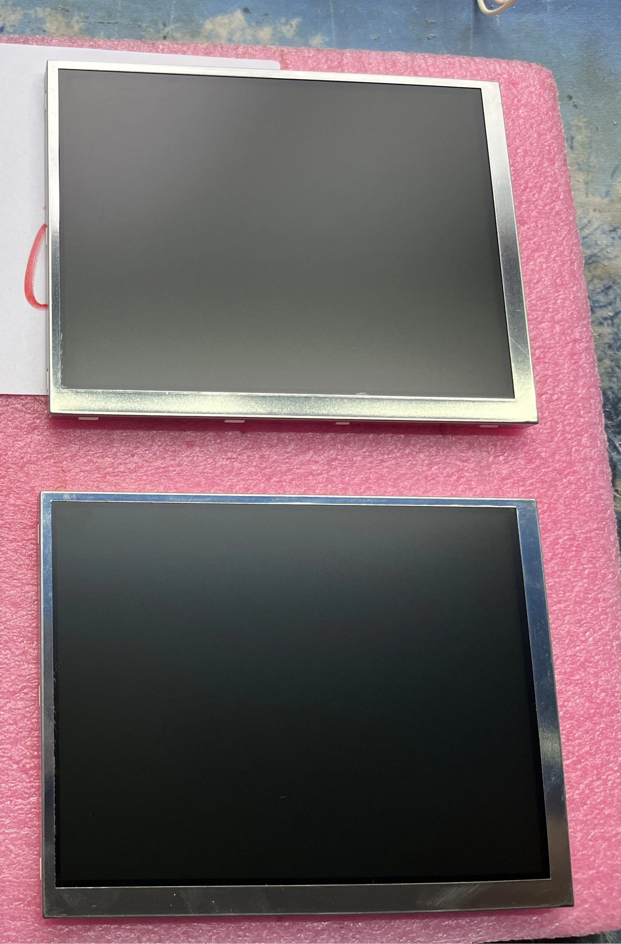 LCD 디스플레이 화면 FG05720DSSWDGZ1