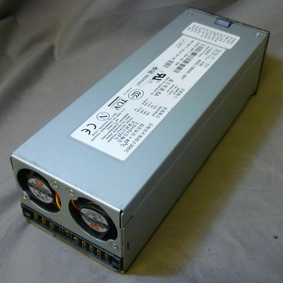 서버 전원공급장치 DELL PE4600 PE2500 7000240-0001 7000240-0003 0HD444 0R0910 06F777 041YFD 300W