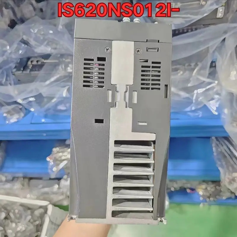 리퍼 IS620NS012I 서보 드라이브작동 상태