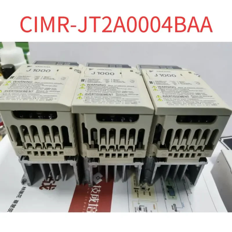 리퍼 인버터 CIMR-JT2A0004BAA OK 0.75KW 0.4KW 220V