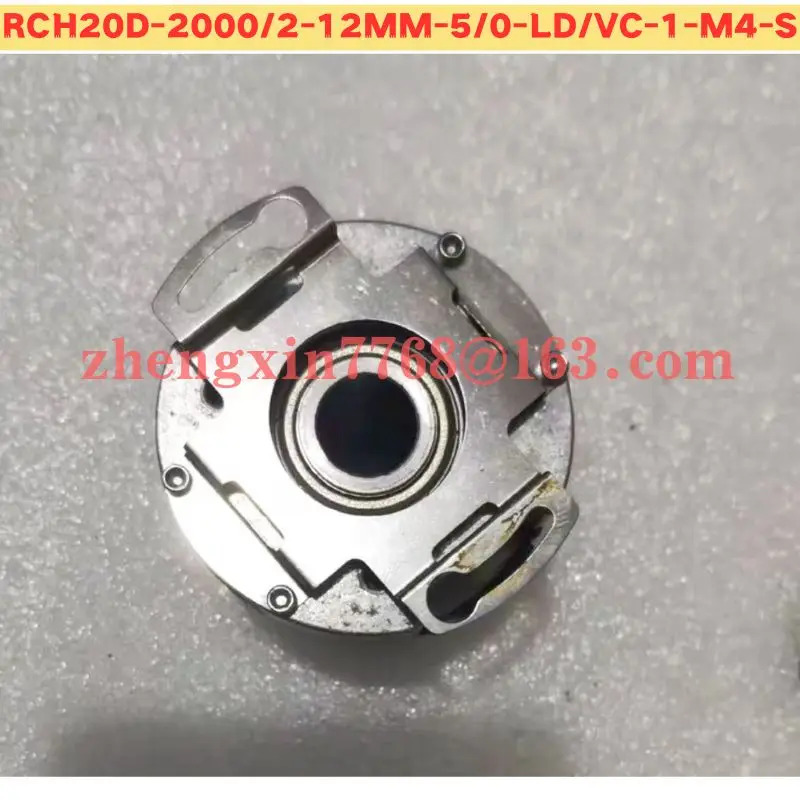 리퍼 인코더 RCH20D-2000 2-12MM-5 0-LD VC-1-M4-S 정상 기능 완료