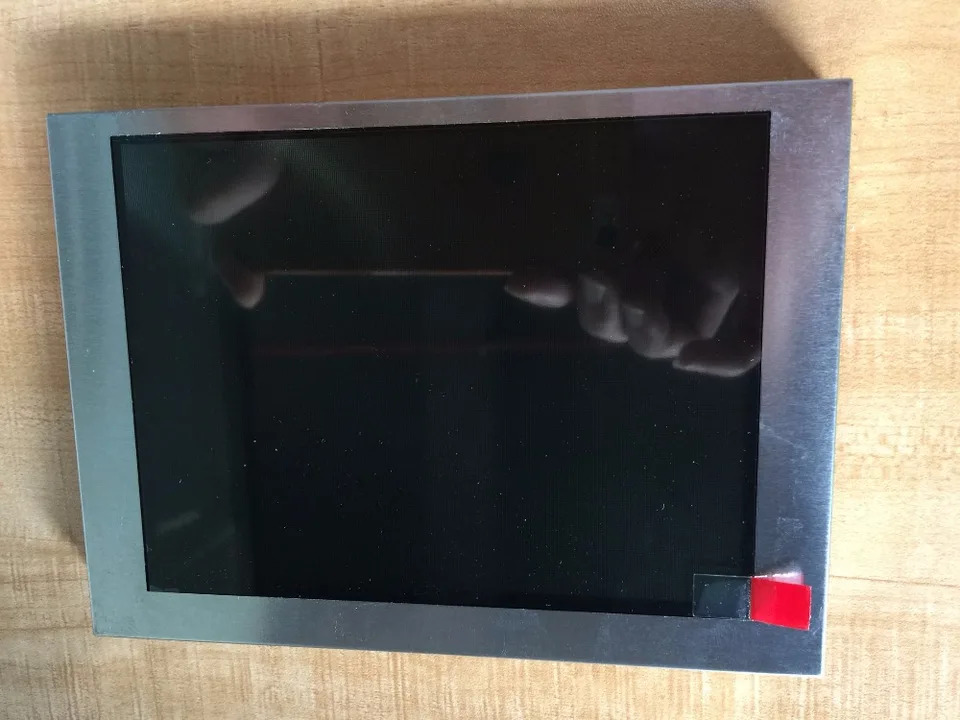 TM057KDHG04LCD 디스플레이 화면