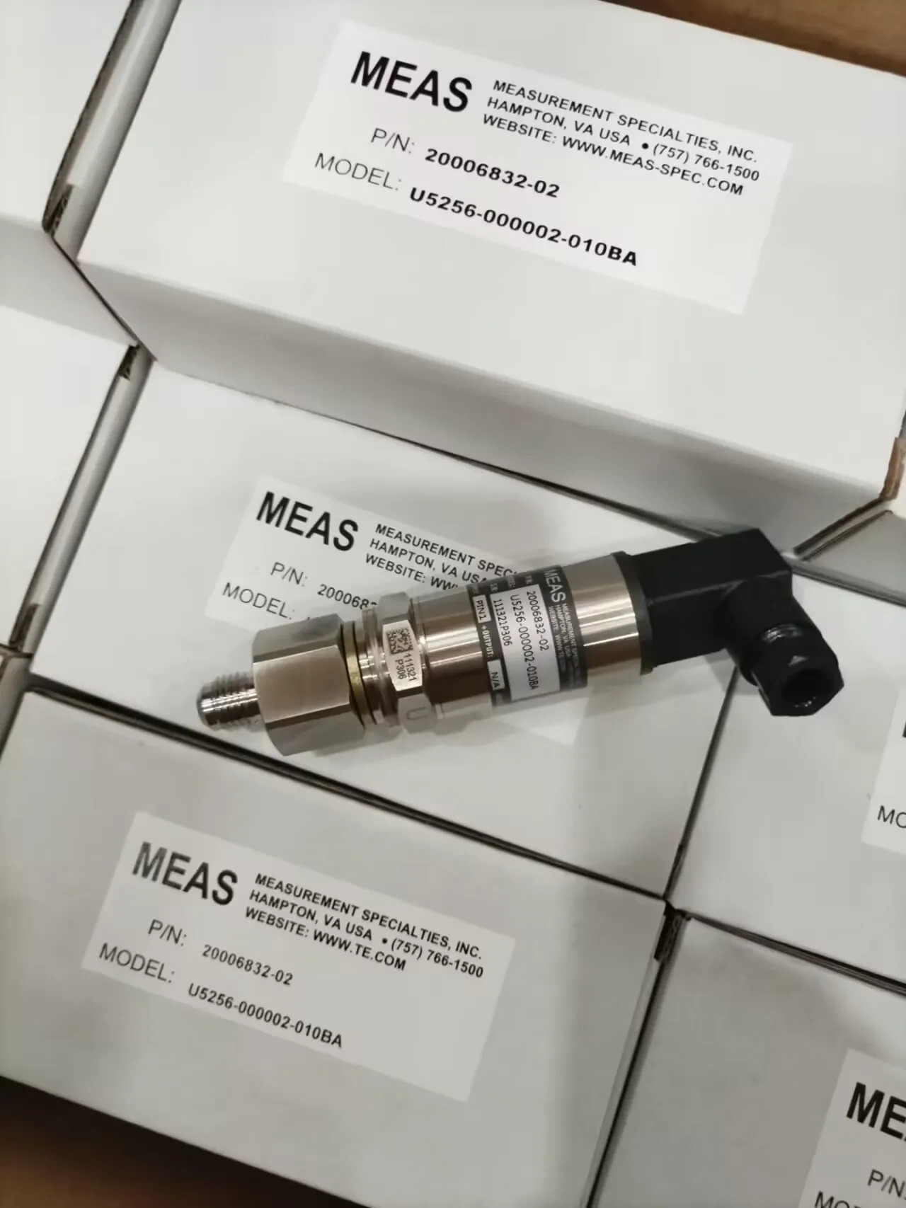 U5256-000002-010BA MEAS 산업등급 압력센서는 산업 자동화 시스템. 원본