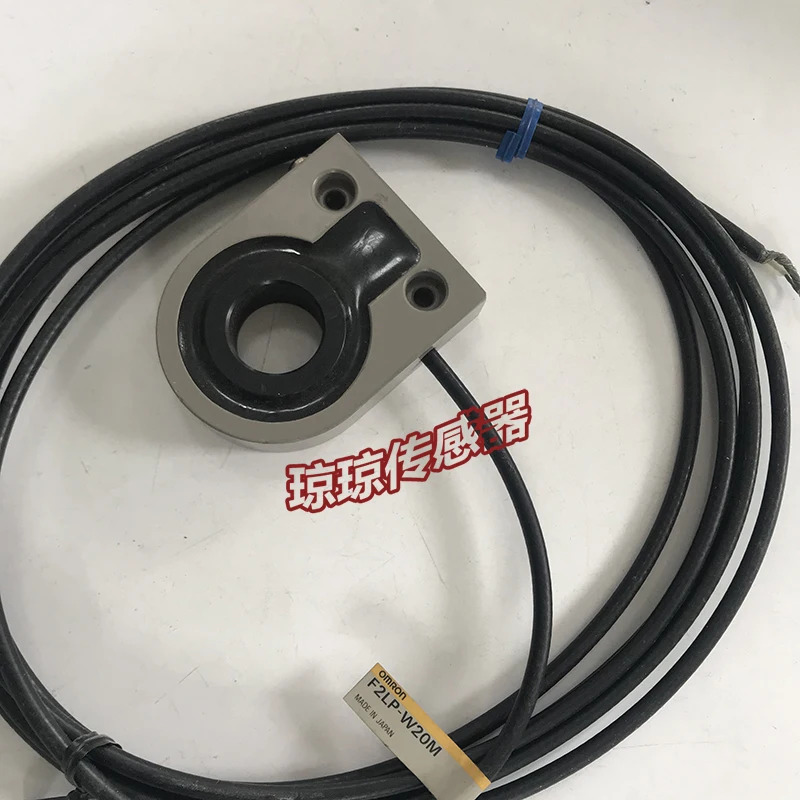 스레딩 감지 센서 F2LP-W20M 거리 20mm 오리지널 일본 포장