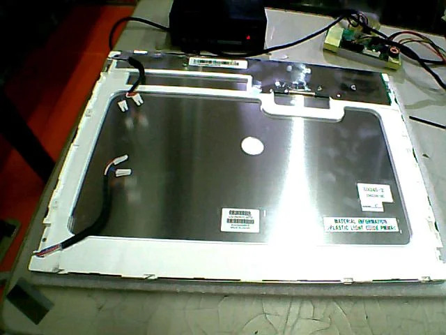 LCD 디스플레이 LQ150X1LW72