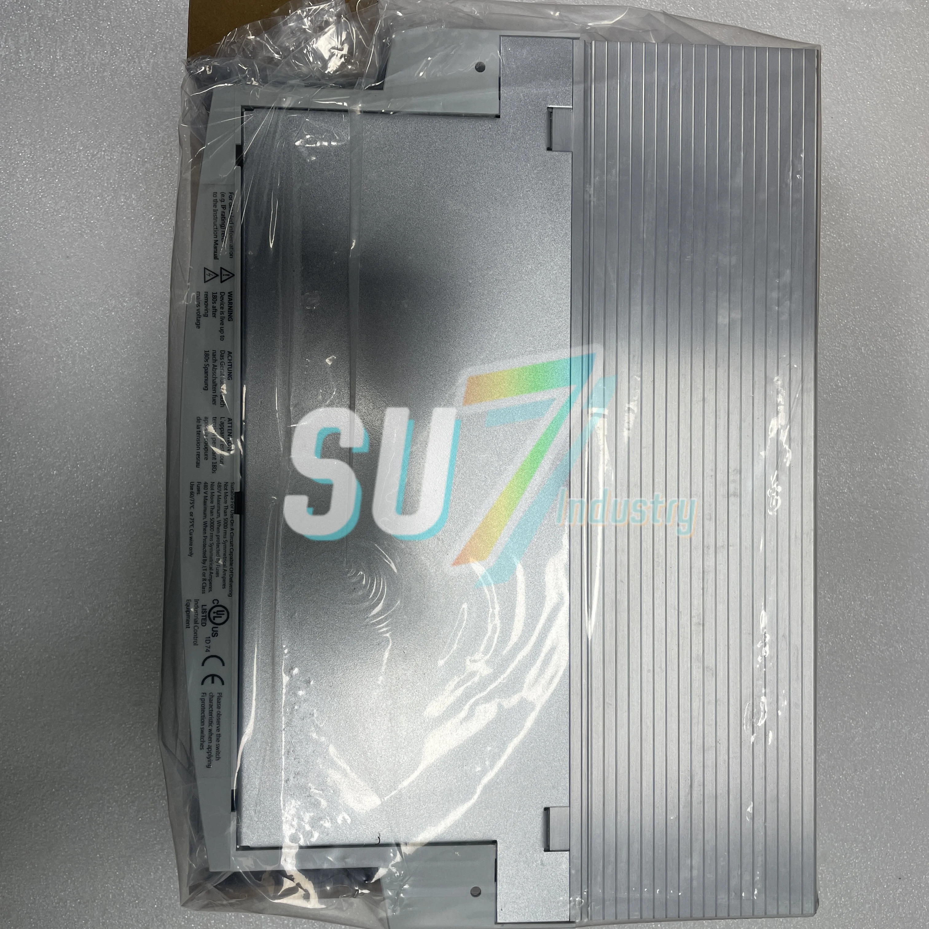 새 서보 드라이버 EVS9324-ET EVS9324-EI EVS9324-EIV907 EVF9324-CVV003 EVF9324-EVV100 EVS9324-EK