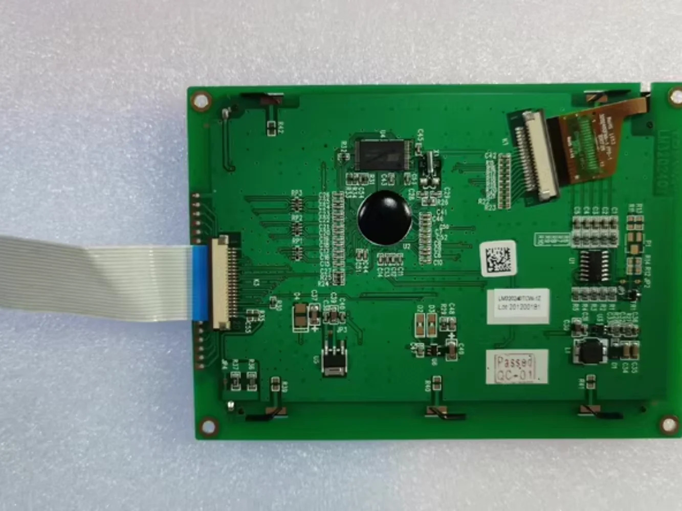 LM320240TCW-1Z LCD 디스플레이 화면