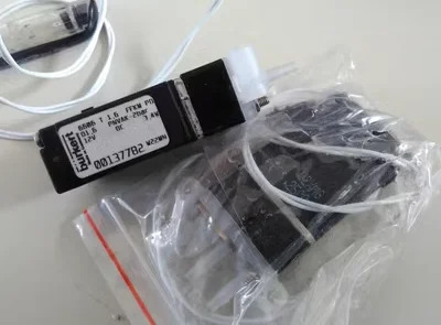 Burkert Baud 3방향 부식 방지 솔레노이드 밸브 6606 T 1.5 00137779 00137782 00165844 24V DC 3.4W