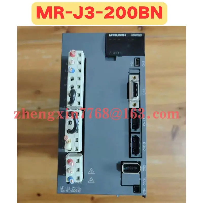 리퍼 서보 드라이브 MR-J3-200BN MR J3 200BN 정상 기능 완료