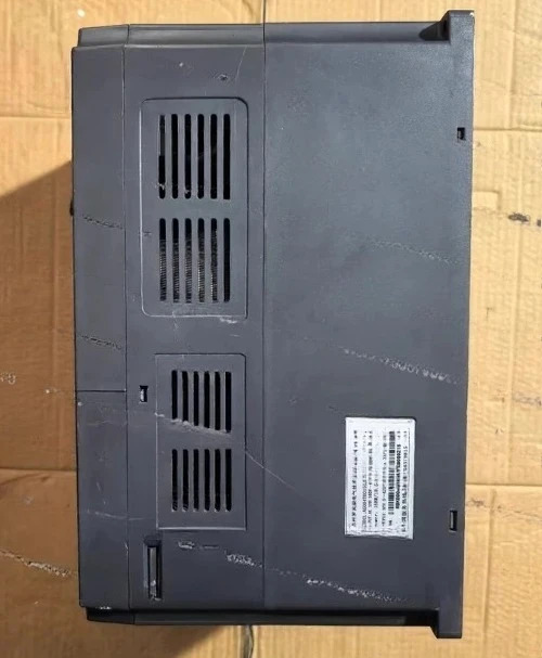 A6004T0015G/18.5P 인버터 380V-15KW/18.5KW 리퍼 기능이 좋습니다.