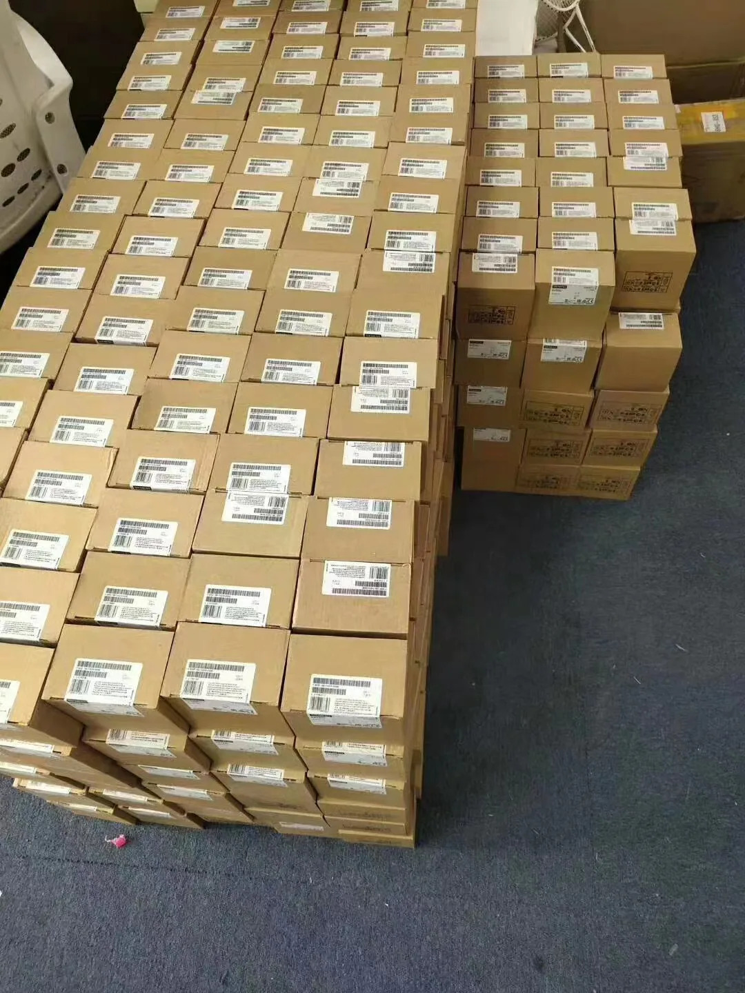 SGD7S-2R8A00A AC 서보 드라이브 새 PLC 모듈