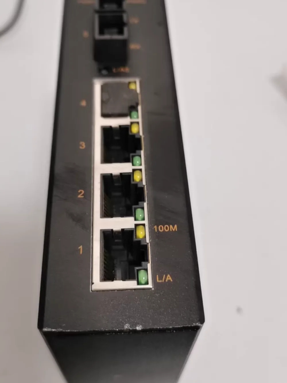Maiwei MIEN2205-S-SC20-AD220 산업이더넷 스위치