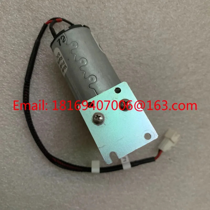 DC 다이어프램 워터 펌프 DL04 DC24V 0.13A 채택