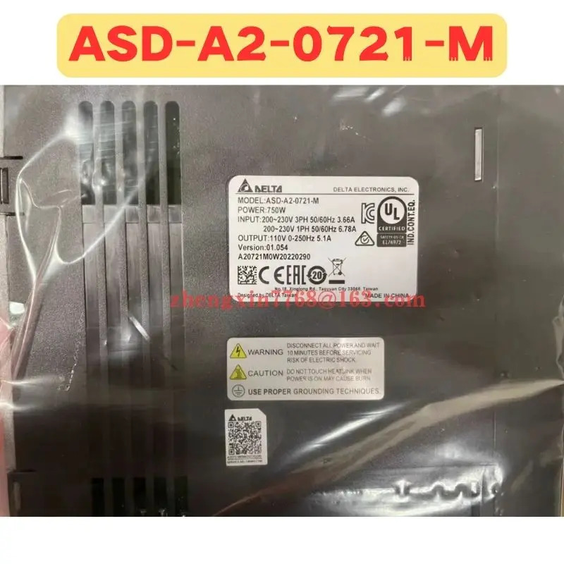 오리지널 ASD-A2-0721-M 서보 드라이브 ASD A2 0721 M 신