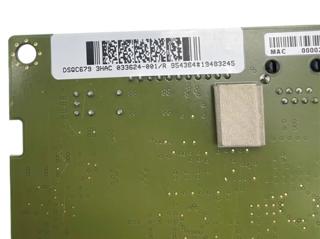 DSQC679 3HAC033624-001
