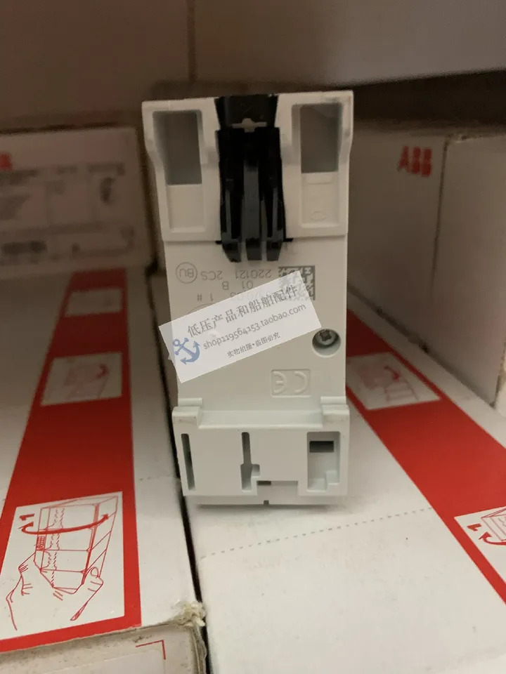 오리지널 ABB 전자기 누출 보호대 F202 AC-80/0.03 이탈리아