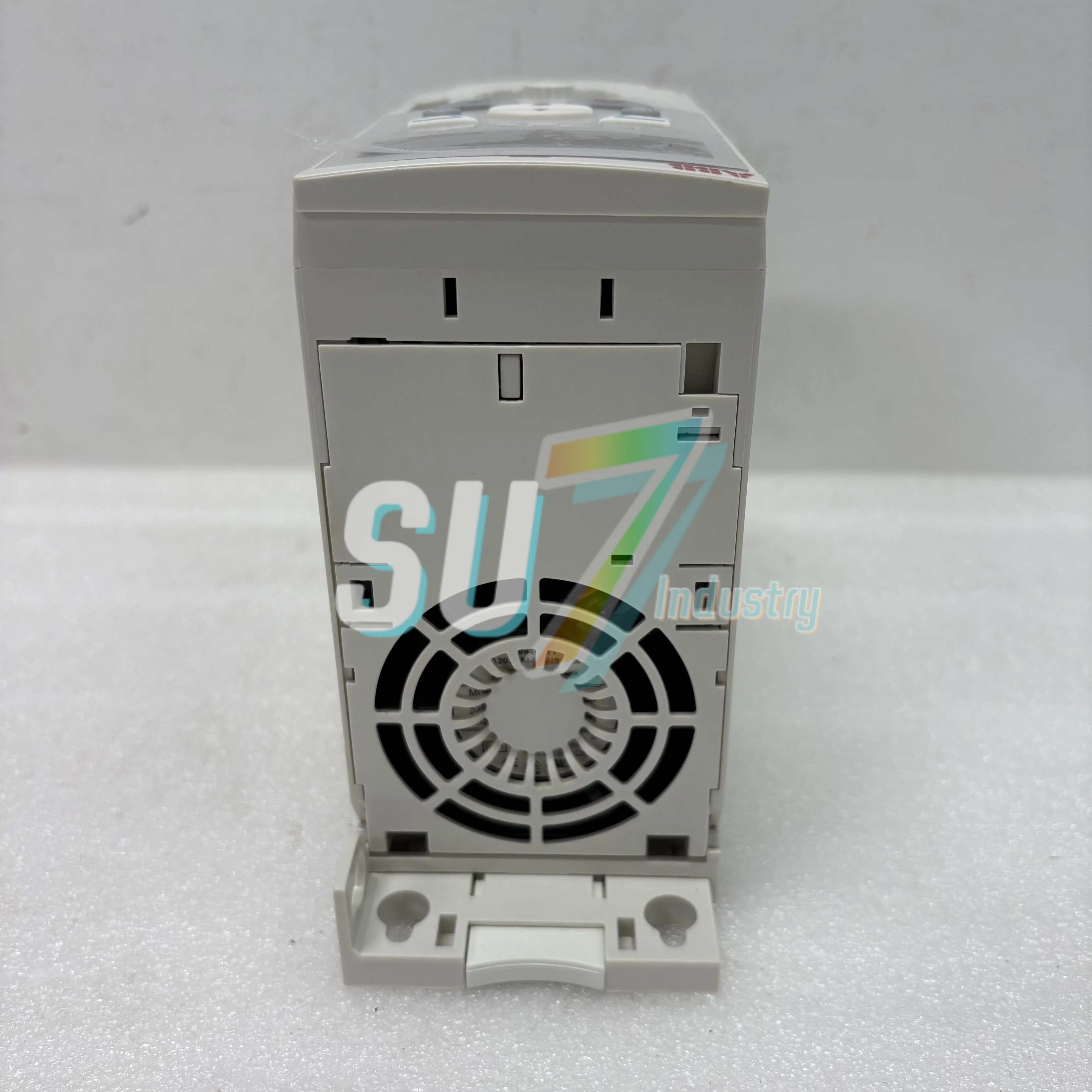 주파수 변환기 새 ACS150-03E-03A3-4