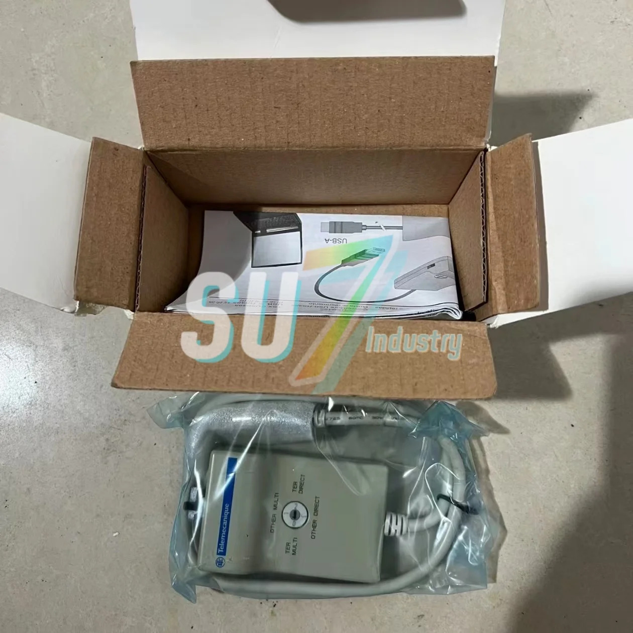 TSXCUSB485 USB 프로그래밍 케이블 세트 새