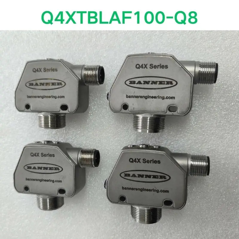 Q4XTBLAF100-Q8 레이저 센서 리퍼 OK