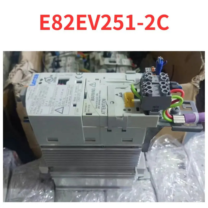 리퍼 E82EV251-2C 인버터 OK