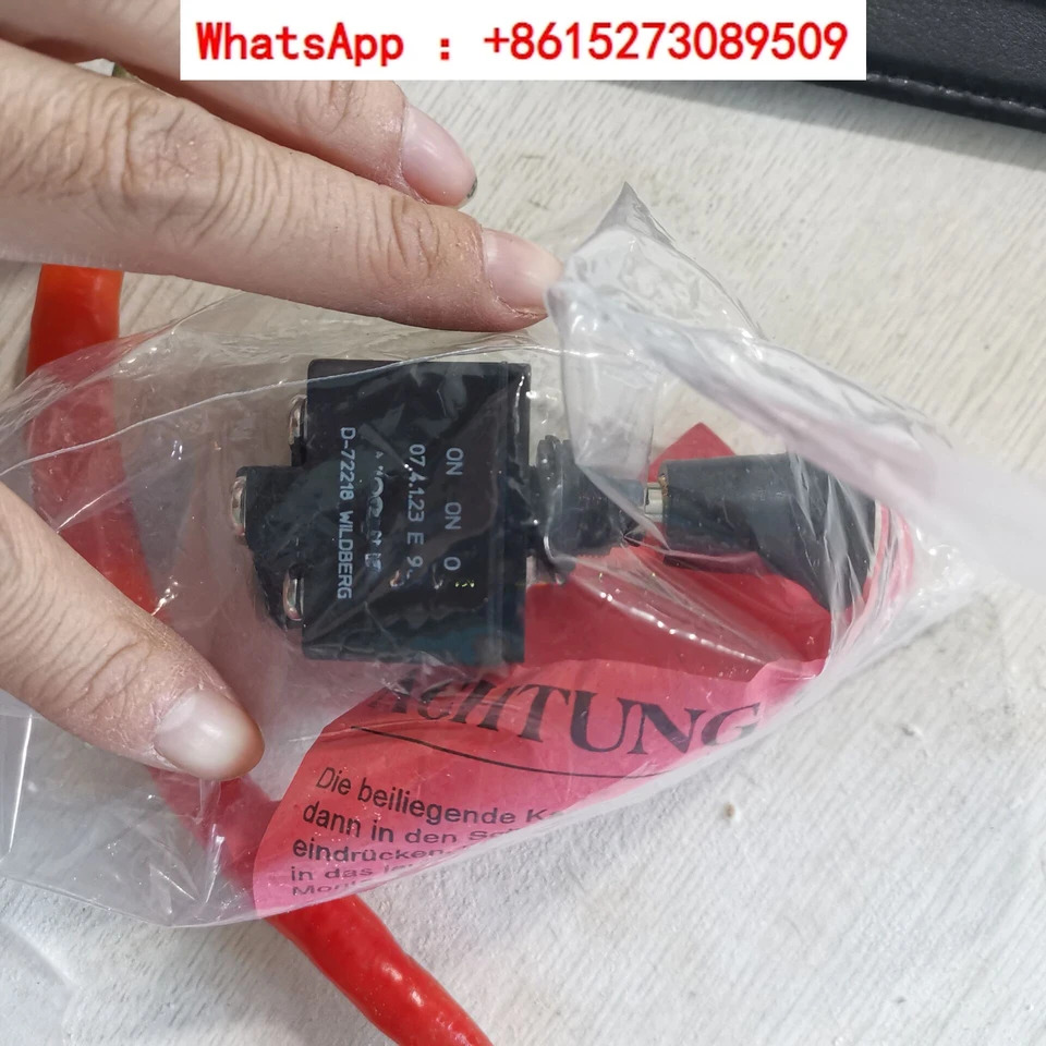오리지널 포장 스위치 204 마이크로 MN81061204 MN81 061