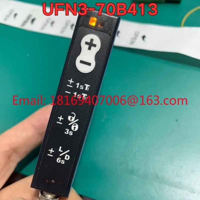 리퍼 UFN3-70B413 센서 기능 리퍼는 정상