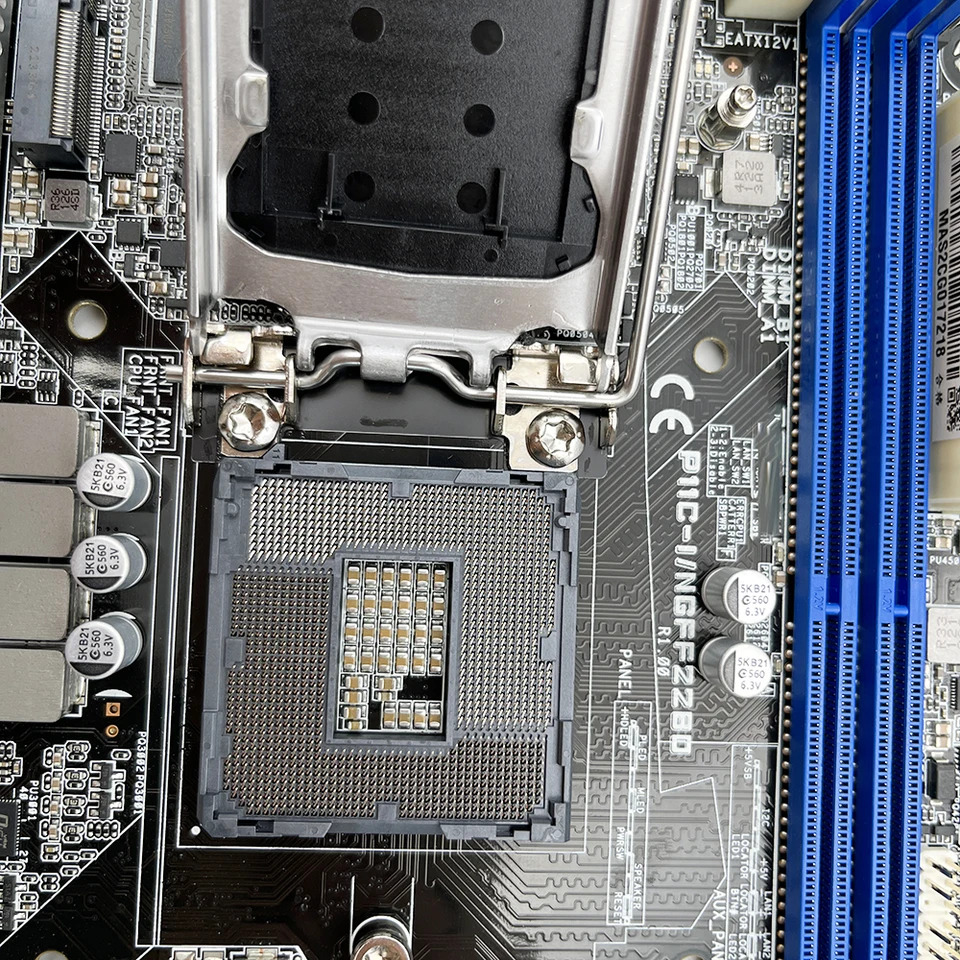 ASUS호환 워크스테이션 마더보드P11C-I NGFF2280 mini-ITX P11C-I